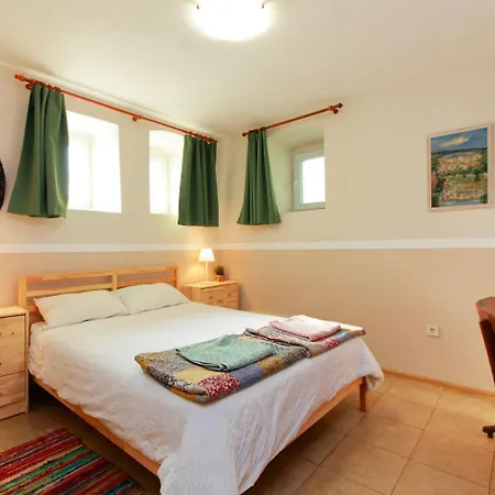 Auberge de jeunesse Nomado *